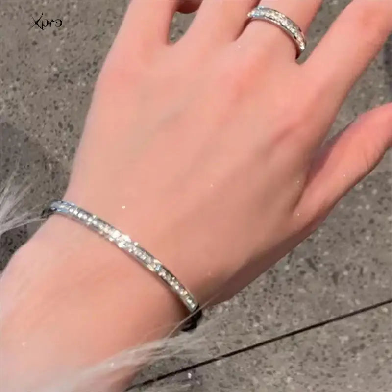 Bracelet Acier Inoxydable Femme - Design Fin & Élégant