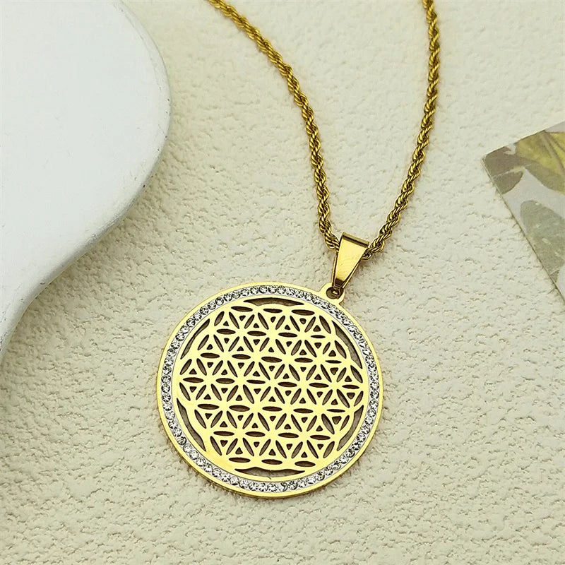Collier en Acier Inoxydable Femme - Chaîne Fine Dorée Tendance