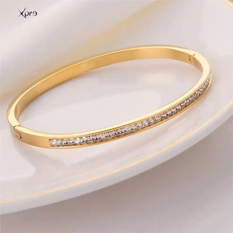 Bracelet Acier Inoxydable Femme - Design Fin & Élégant