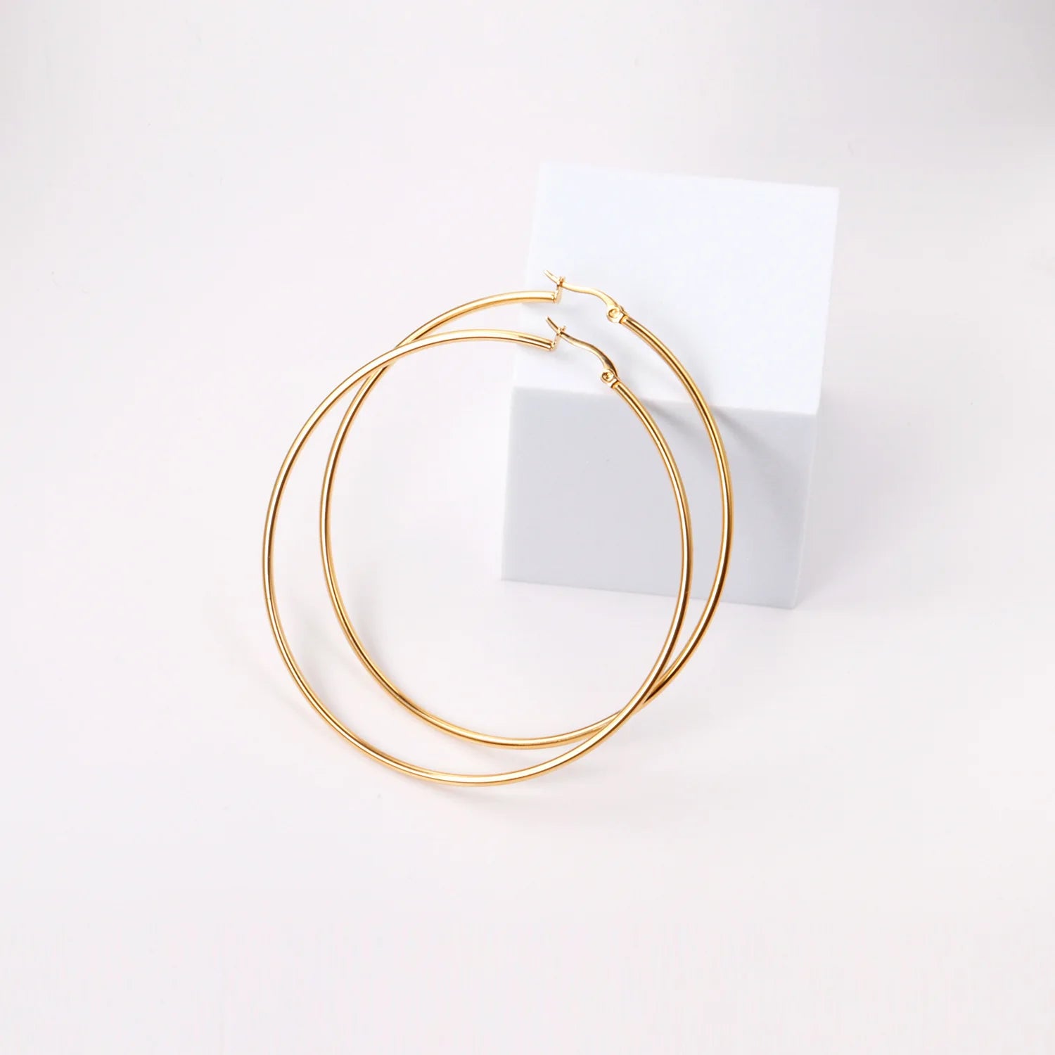 Créoles Acier Inoxydable Femme - Grandes Boucles Dorées Anti-Allergie
